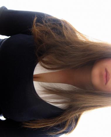 z_acdb037c.jpg?width=379&height=468