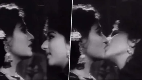Noor Jehan and Neelo Begum’s ‘Lesbian’ Kiss From 1959 Pakistani Fil...