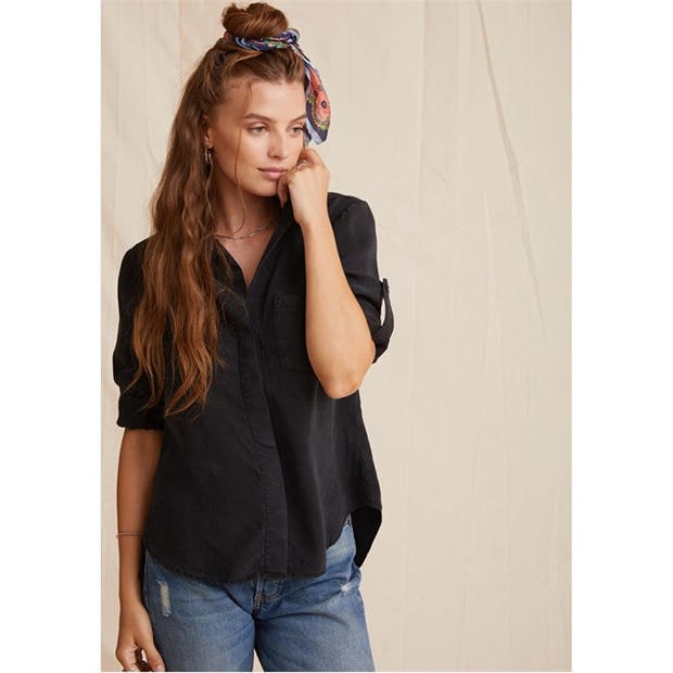 Bella Dahl: Bella Dahl Women's Split Back Long-Sleeve Plain Shirt