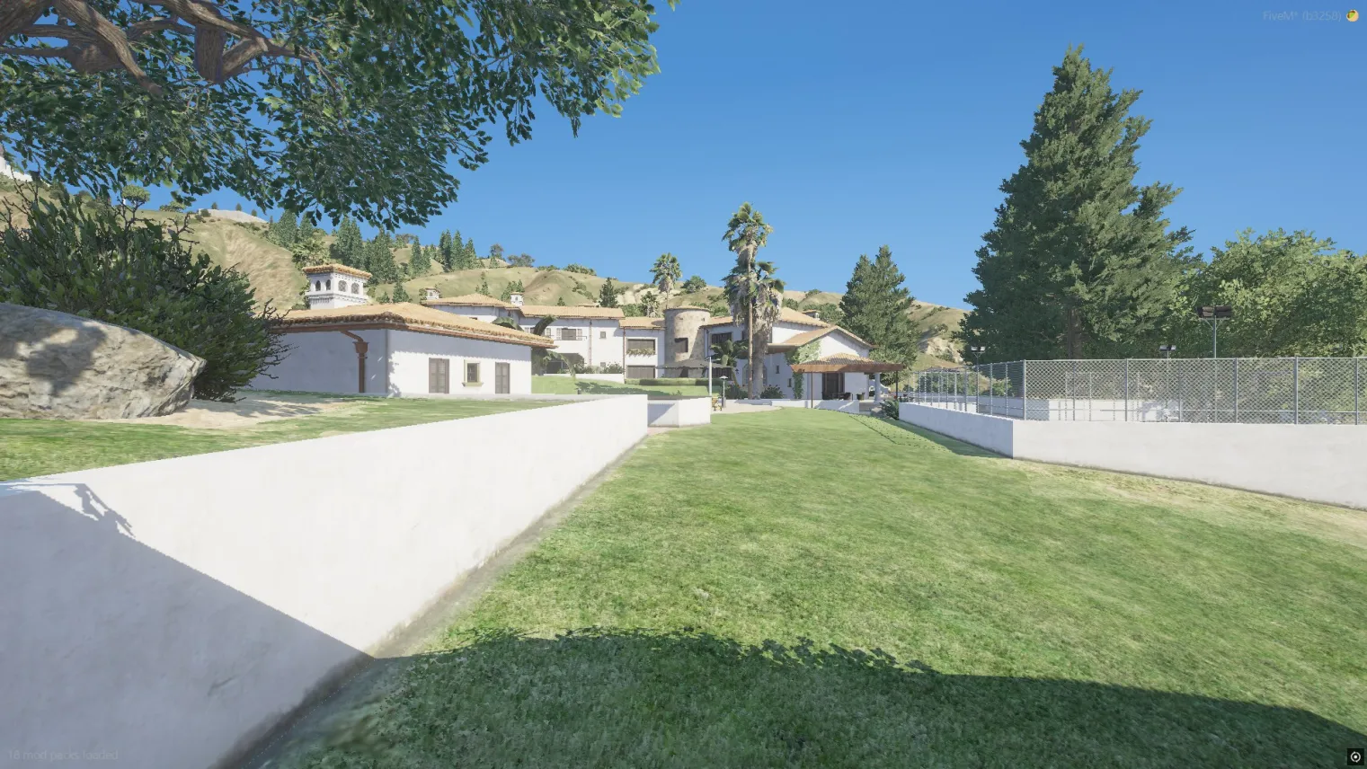 Lake Vinewood 2 High-End Apartment Interior, Occupancy: True