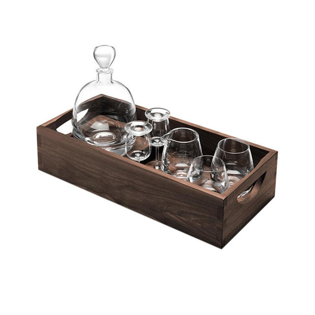 LSA: LSA Whisky Islay Connoisseur Set and Walnut Tray