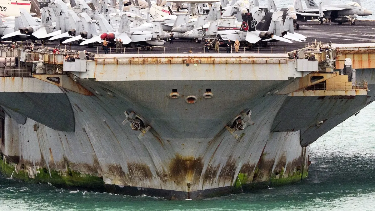 Lincoln-carrier-long-deployment-rust.jpg