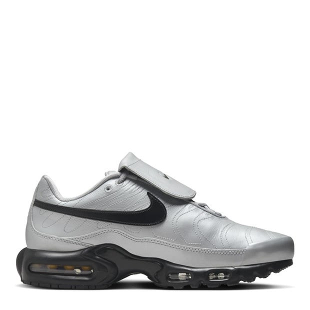 Nike: Nike Air Max Plus Tiempo Trainers