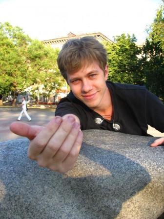 y_6a5a0beb.jpg?width=337&height=449