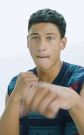 Emilio-Sakraya.gif