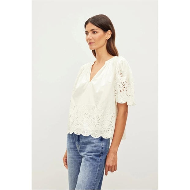 Velvet by Graham and Spencer: Velvet by Graham and Spencer Women's Casual T-Shirt