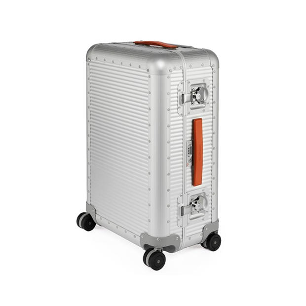 FPM: FPM BANK SPINNER SUITCASE