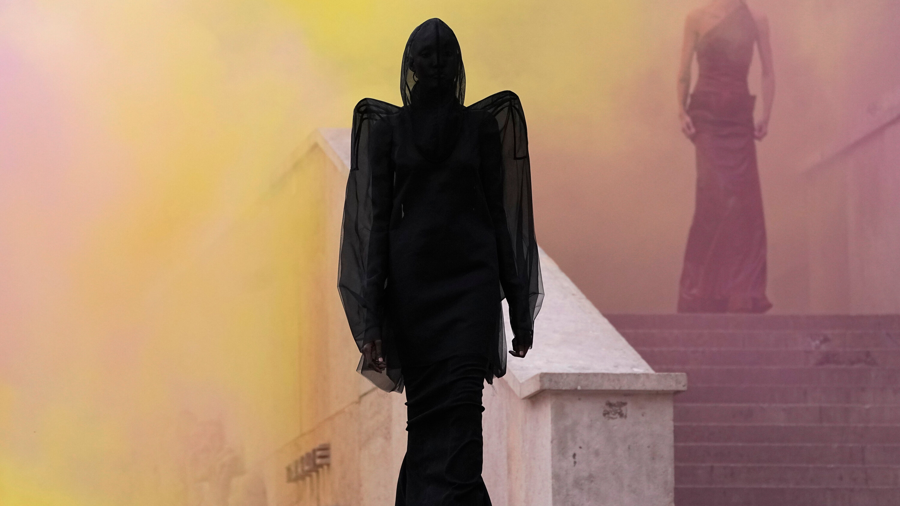 Fashion’s Fake News Epidemic