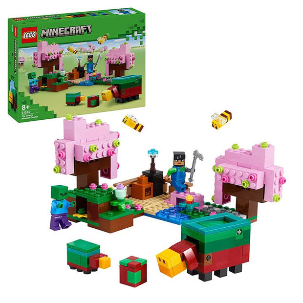 LEGO: LEGO Minecraft 21260 The Cherry Blossom Garden