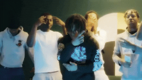 giphy.gif