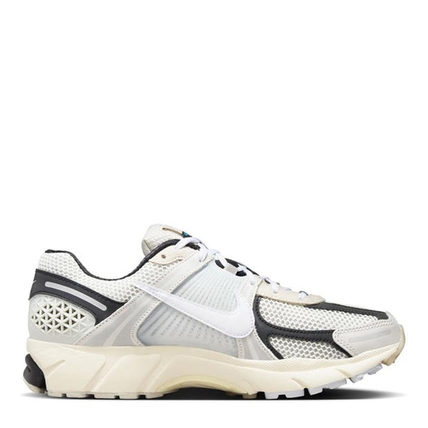 Nike: Nike Zoom Vomero 5 Shoes
