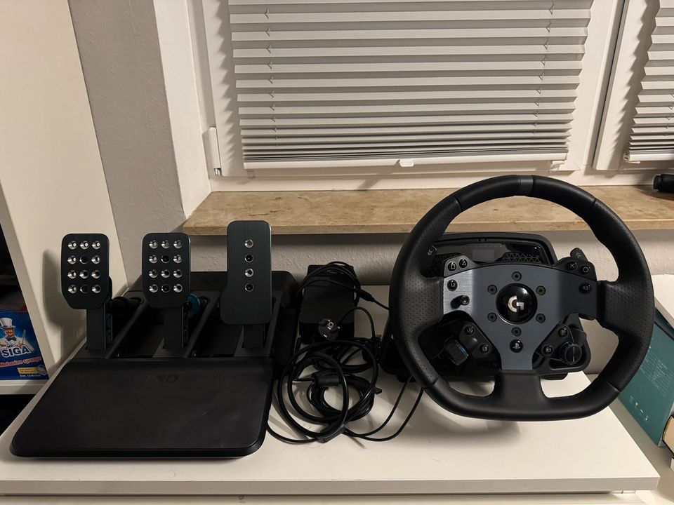 Logitech G Pro Wheel + Pedals